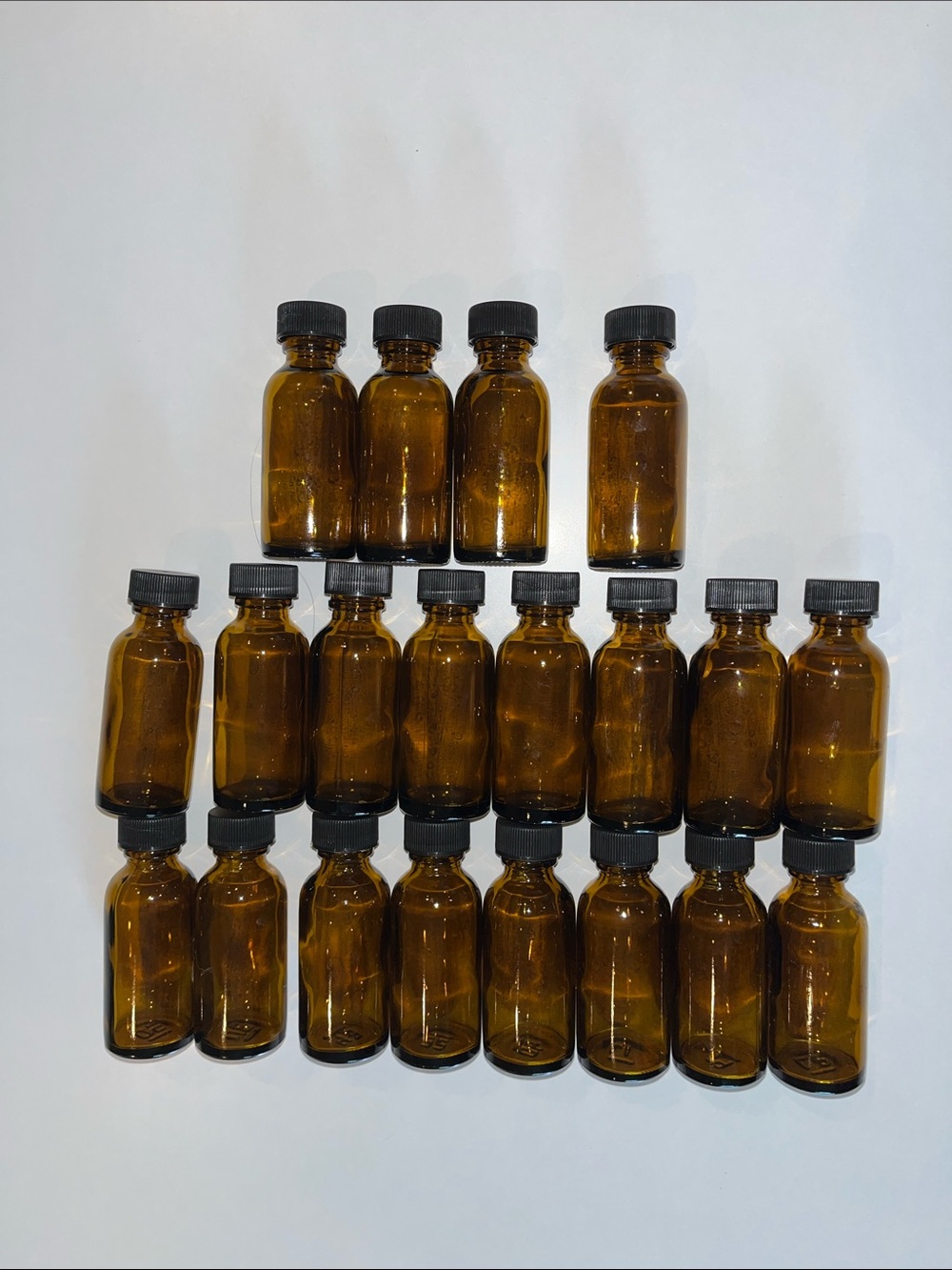 20 Amber Glass Vial Bottles with Black Screw Caps 1 oz Set of 20 - Beauty Crafts